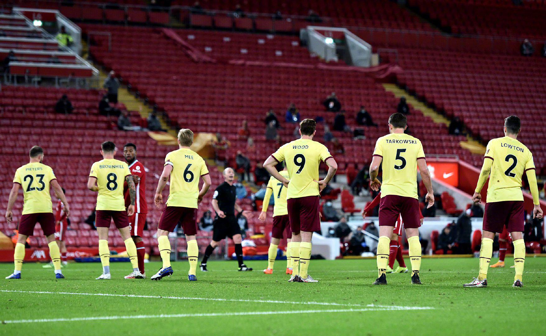 两端的平衡 两端的平衡