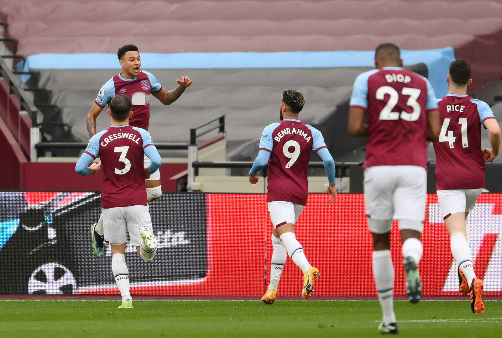 教练在下半 教练在下半